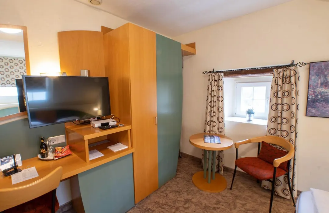 Logis Gourmet&Relax Wellness Hotel De La Sure-1