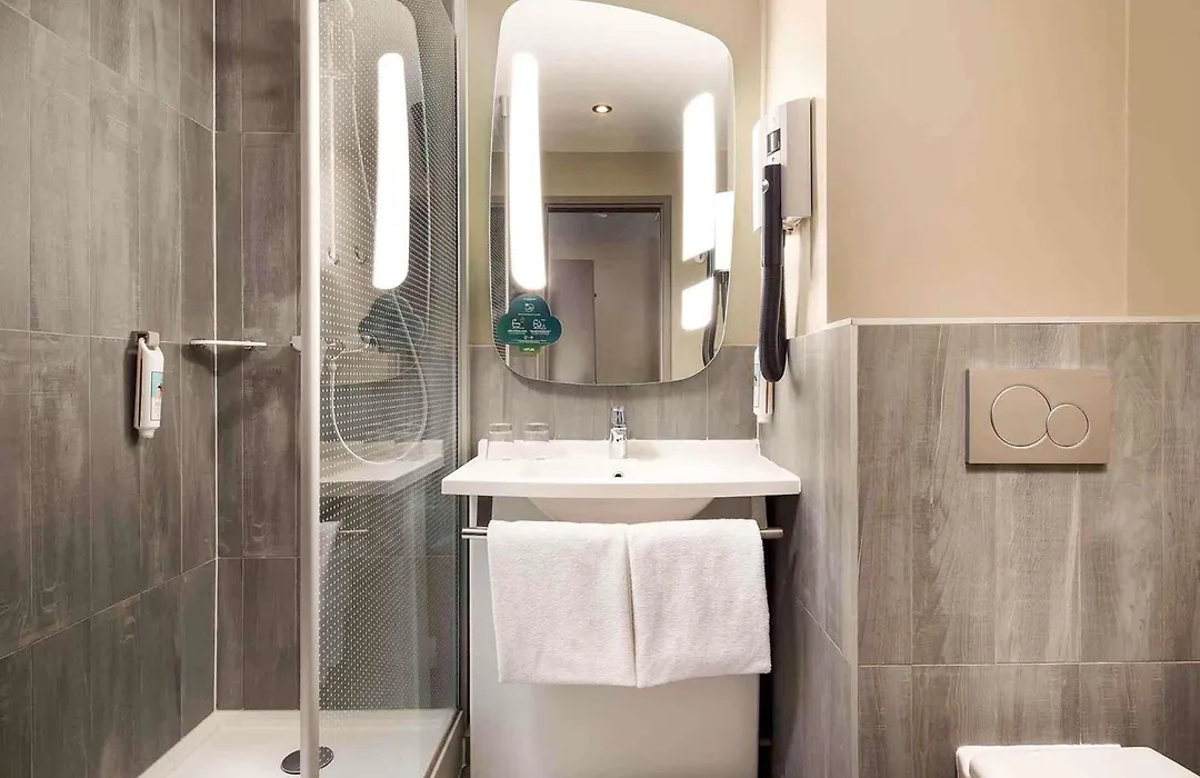 Ibis Styles Budapest Heroes Square-1