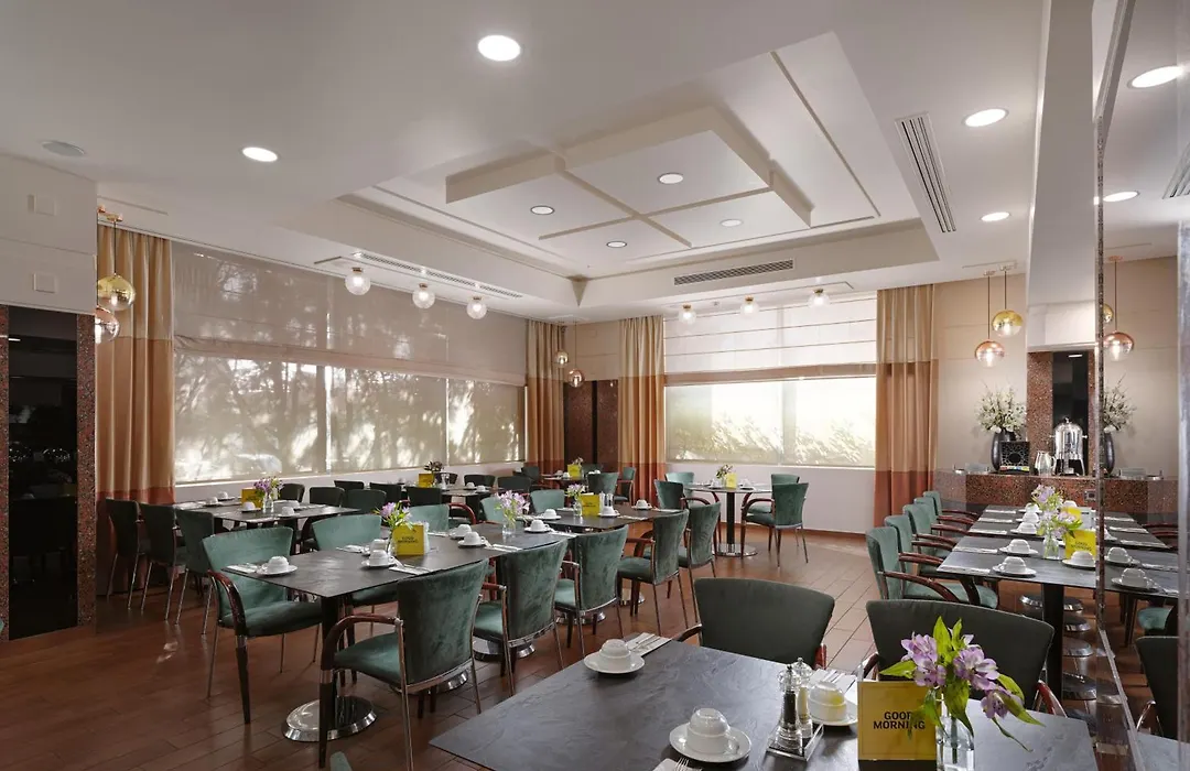 Holiday Inn Athens Attica Av, Airport W. By Ihg-1