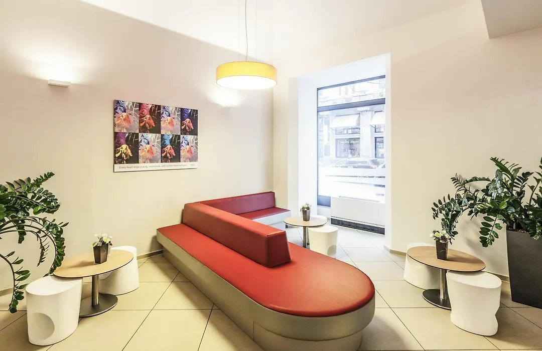 Ibis Praha Old Town-1