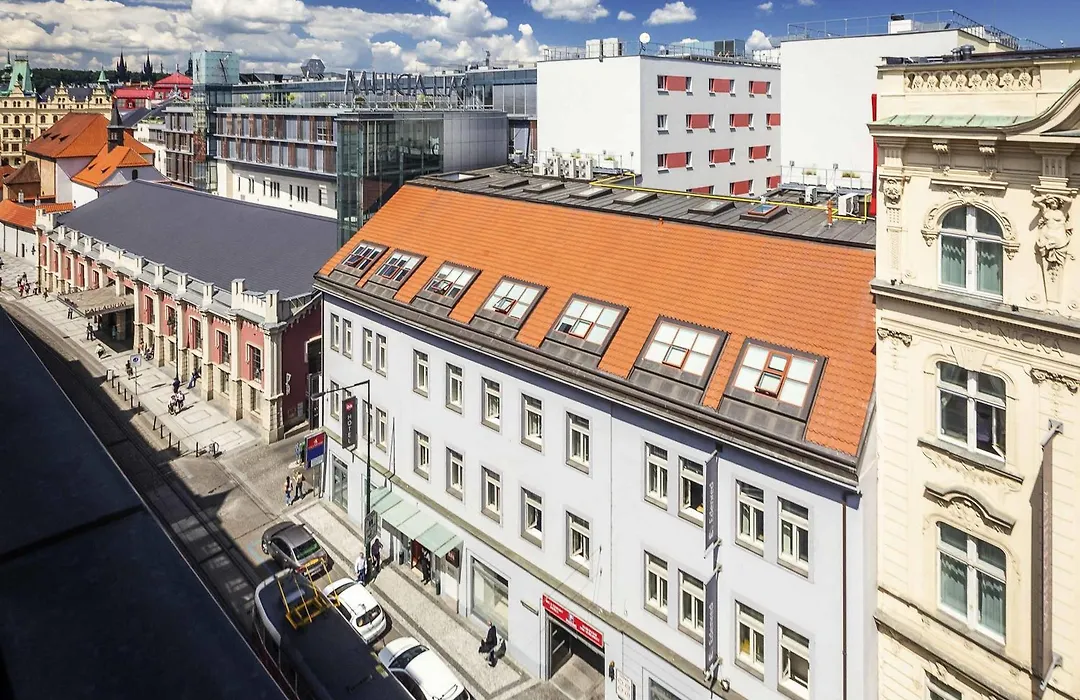 Ibis Praha Old Town-1