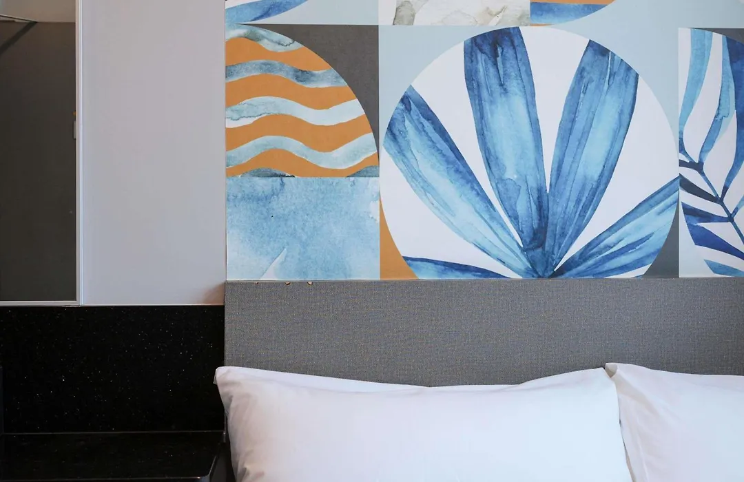 Ibis Budget Singapore Tulip-1