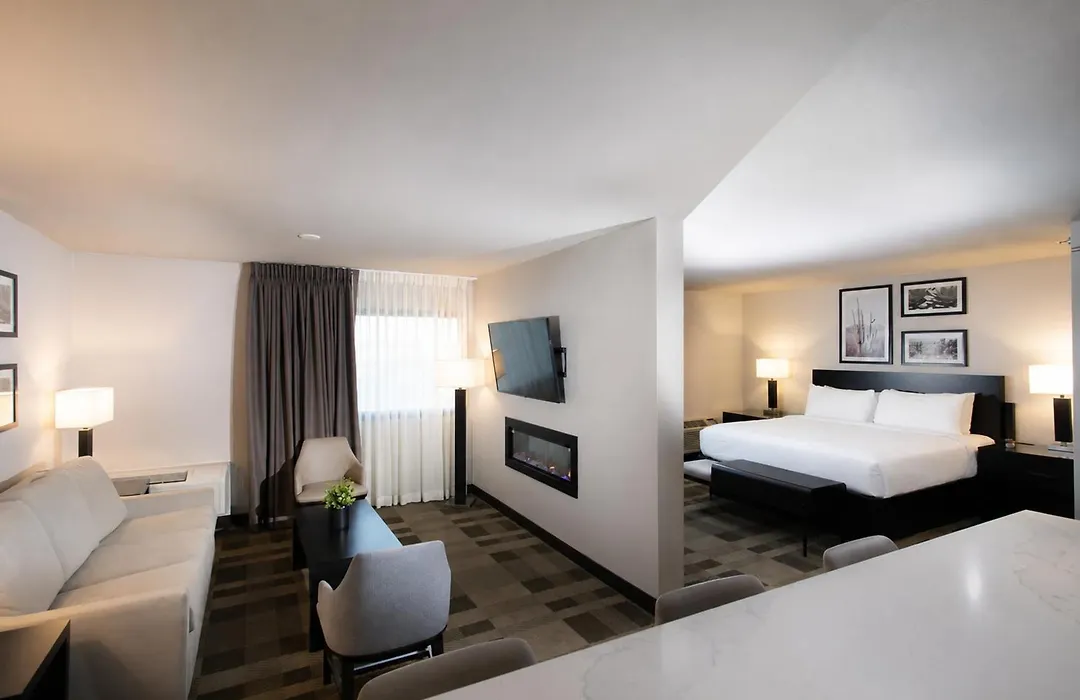 Silver Sevens Hotel And Casino, A Wyndham Garden-1