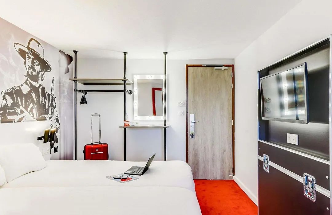 Ibis Styles Paris Saint Denis La Plaine-1