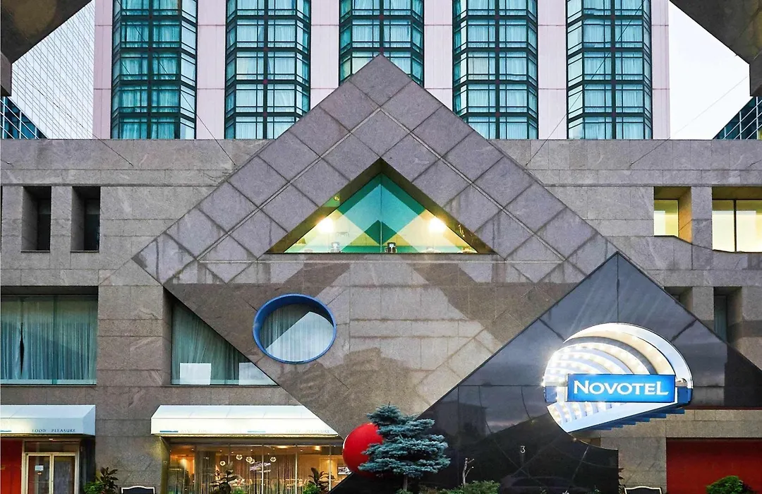 Novotel Toronto North York-1