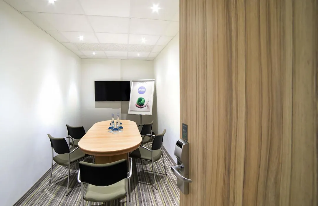 Novotel Geneve Centre-1