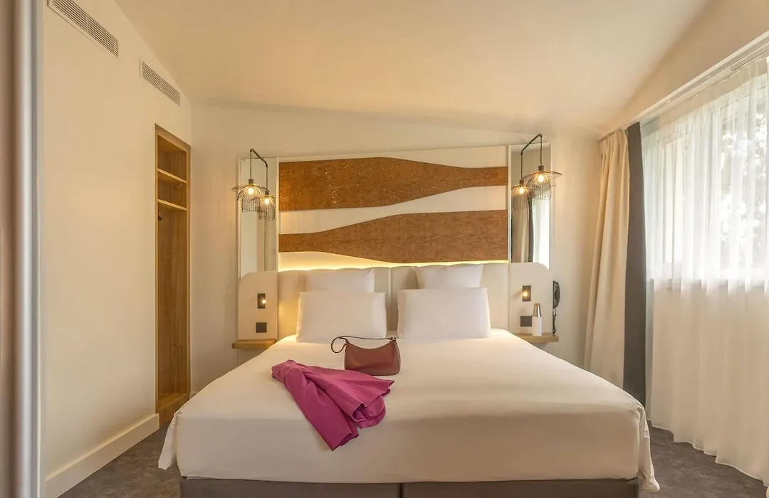 Mercure Beaune Centre-1
