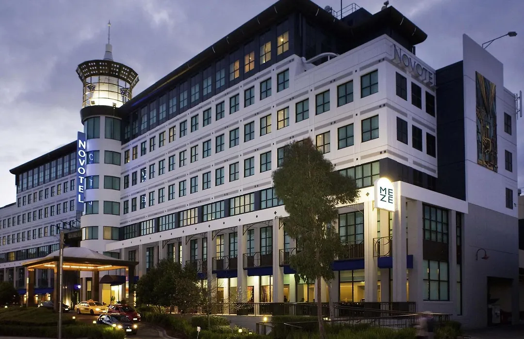 Novotel Melbourne Glen Waverley-1