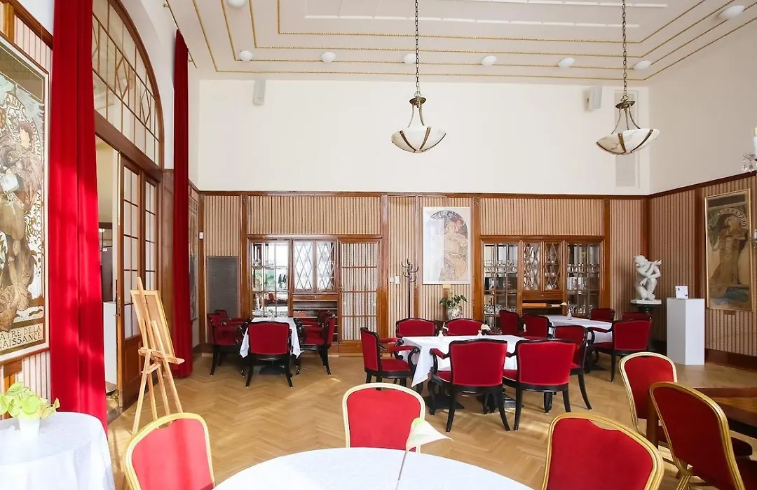 Ensana Thermia Palace-1
