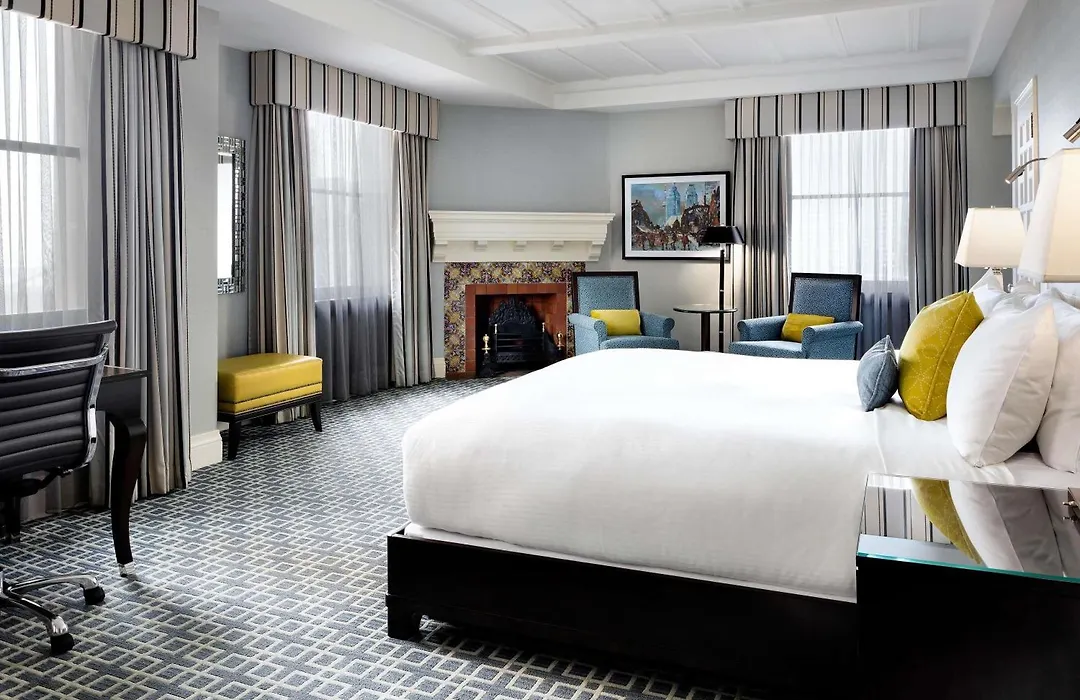 Fairmont Royal York Hotel-1