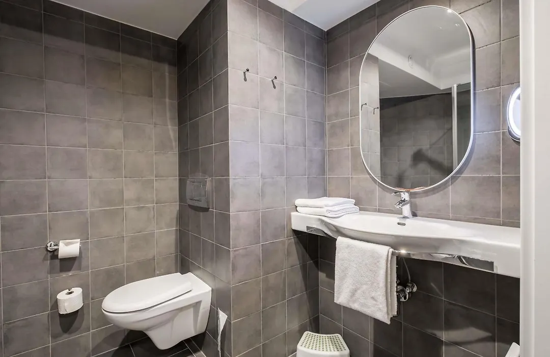 Ibis Warszawa Centrum-1