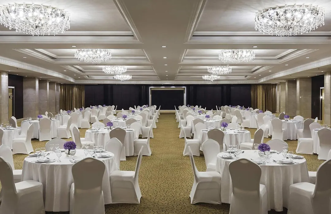 Movenpick Hotel Qassim-1