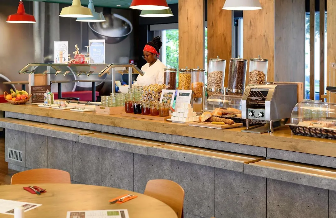 Ibis Zuerich City West-1