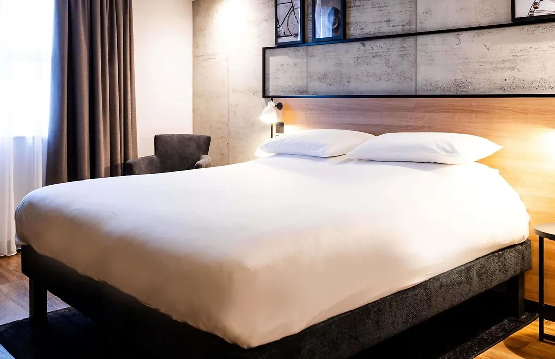Ibis Coleraine Riverside-1