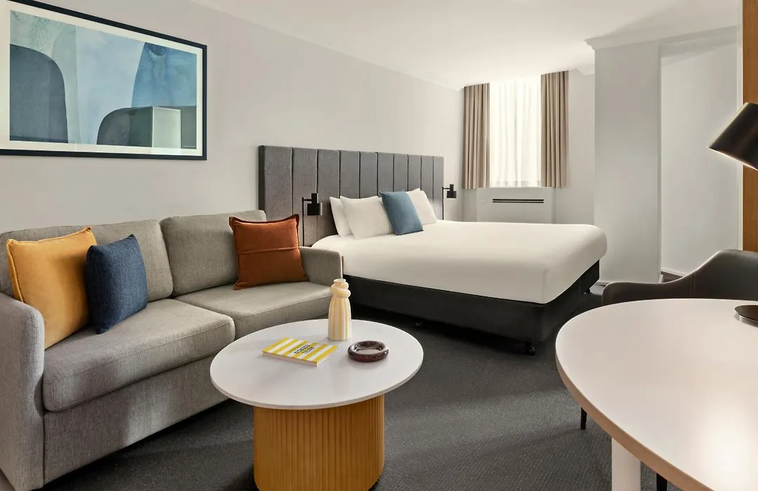 Oaks Perth Hotel-1