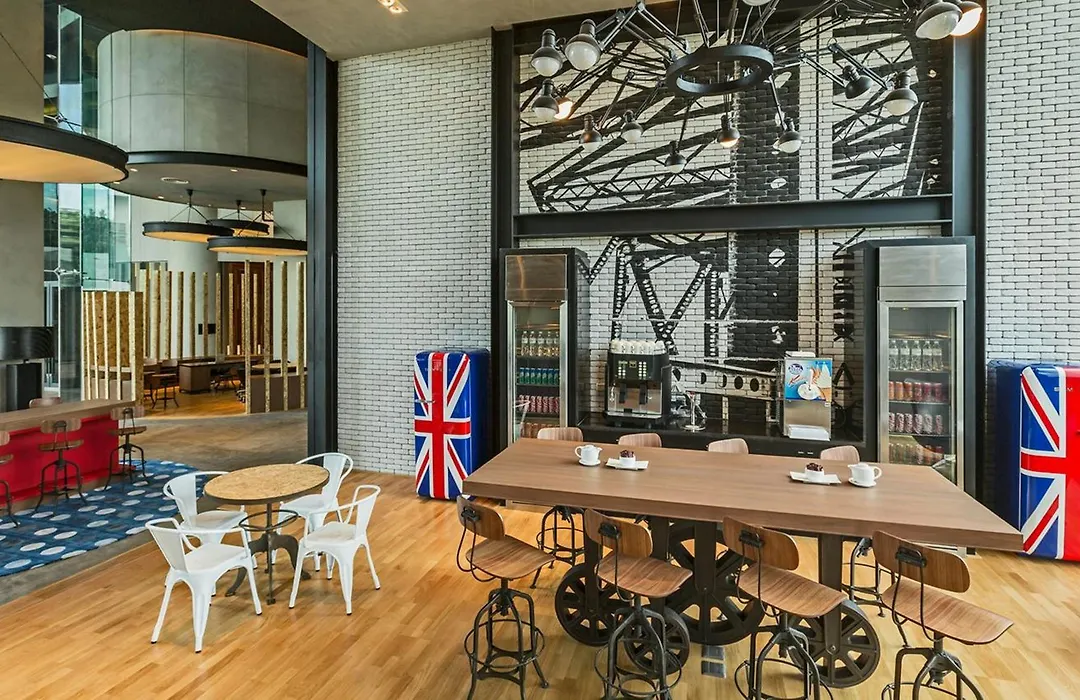 โรงแรมฮอลิเดย์อินน์ พัทยา-1