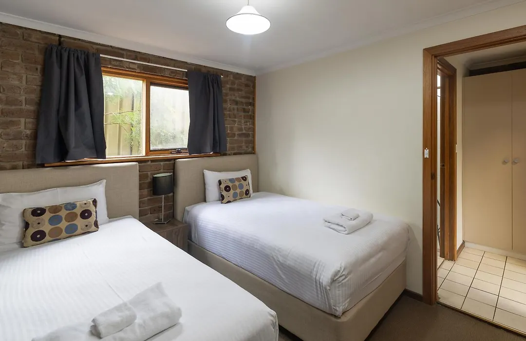 The Hahndorf Lodge-1