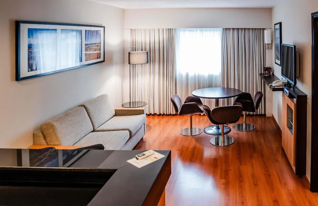 Novotel Lima San Isidro-1