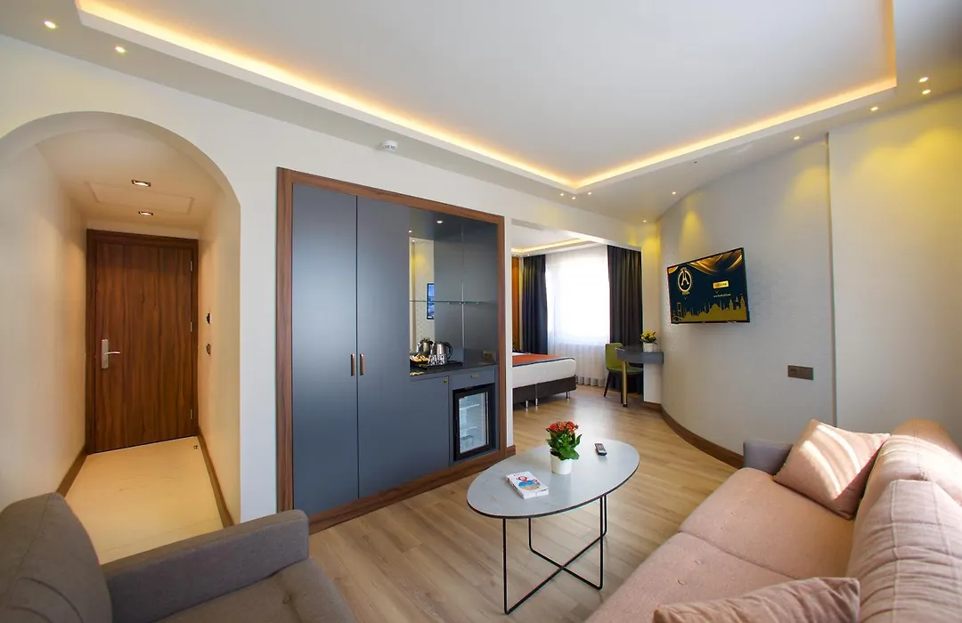 Hotel Eyfel-1