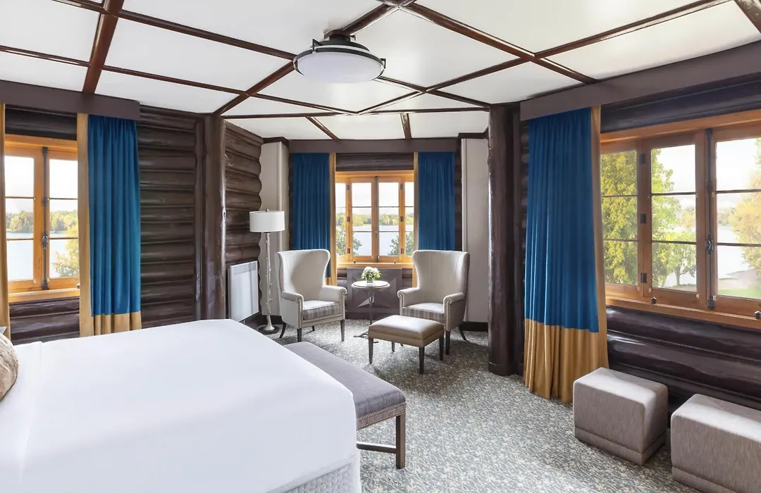Fairmont Le Chateau Montebello-1