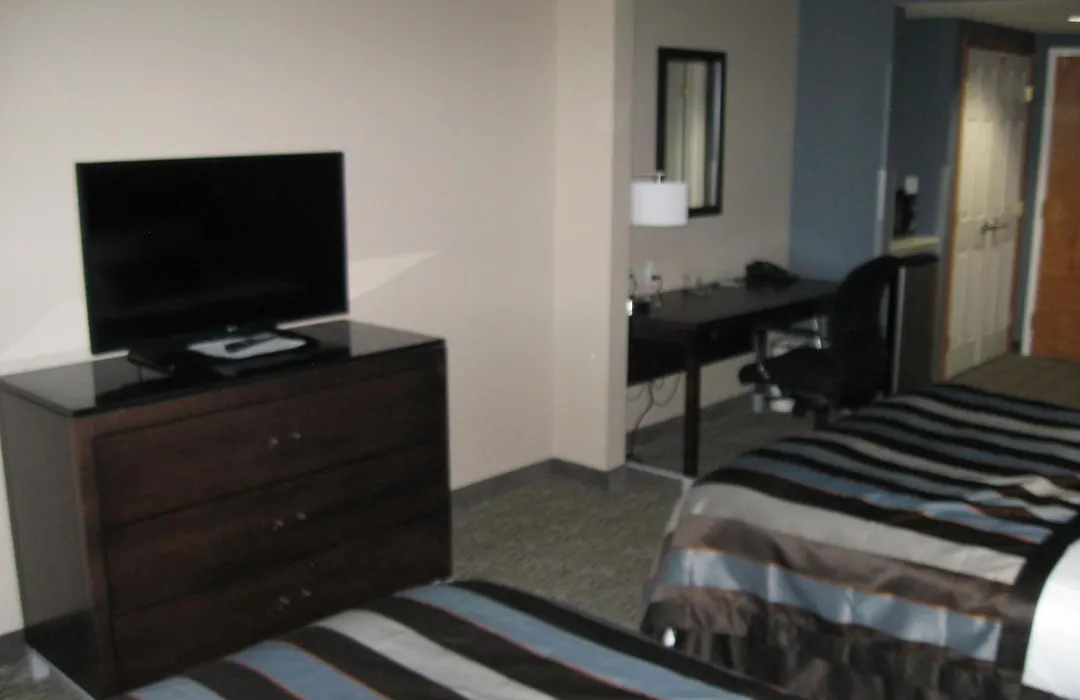 Wingate By Wyndham Fargo-1