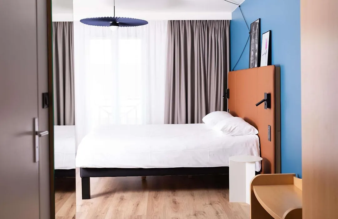 Ibis Valenciennes-1
