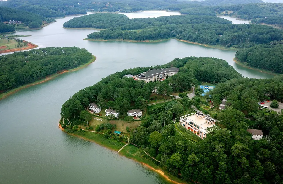 Dalat Edensee Lake Resort & Spa-1