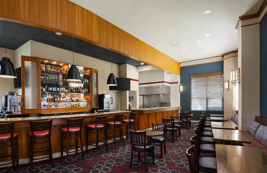 Best Western Premier Plainview-Long Island Hotel-1