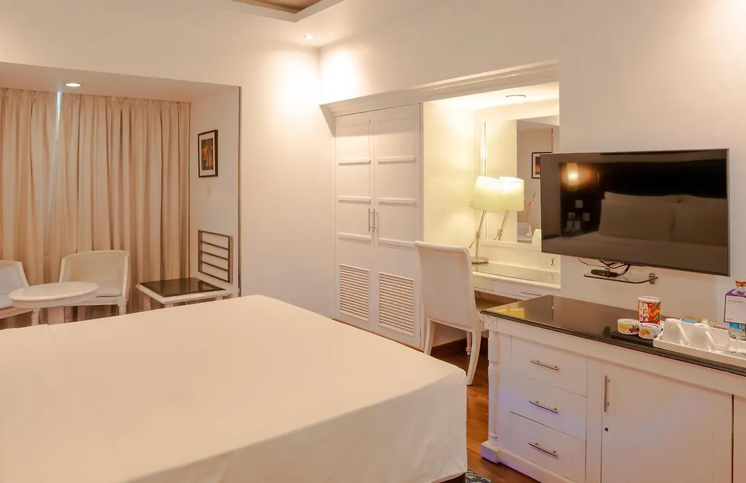 Radisson Blu Kochi-1