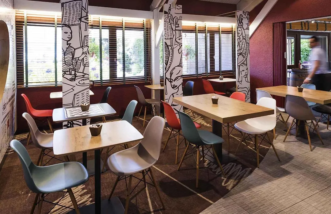 Ibis Montbeliard-1