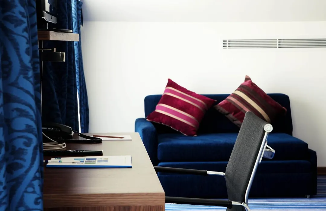 Holiday Inn Express Istanbul-Altunizade By Ihg-1
