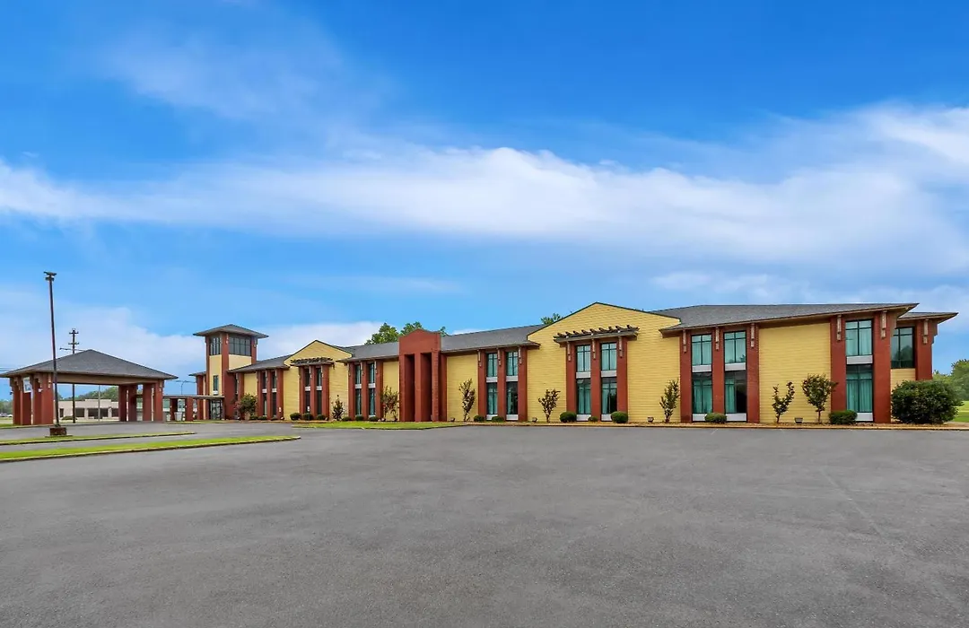 Rodeway Inn West Point, Ms-1