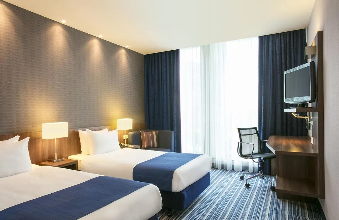 Holiday Inn Express Amsterdam - Sloterdijk Station By Ihg-1