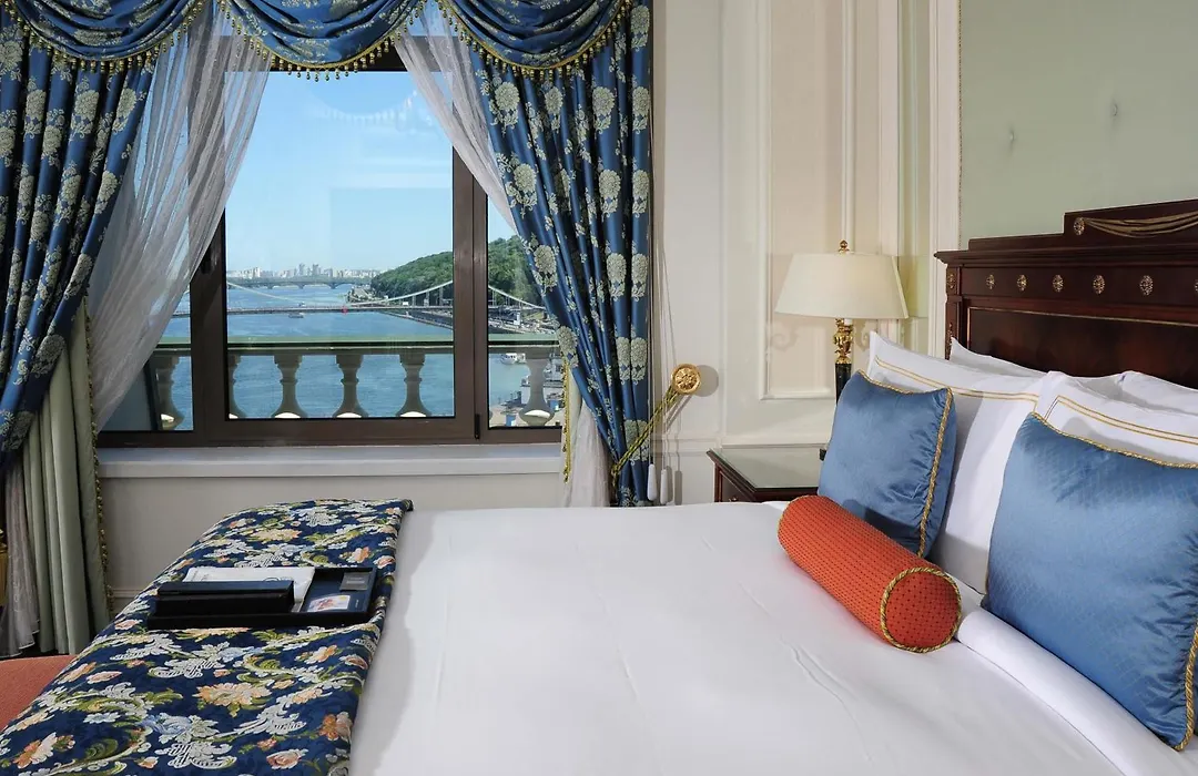 Fairmont Grand Hotel Kyiv-1