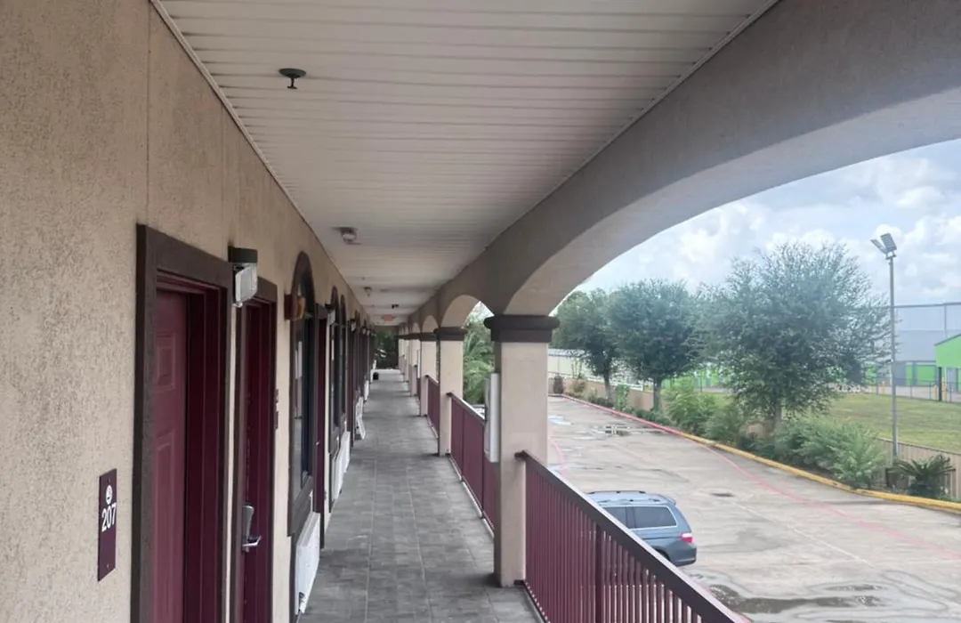 Palace Inn - Baytown I-10-1