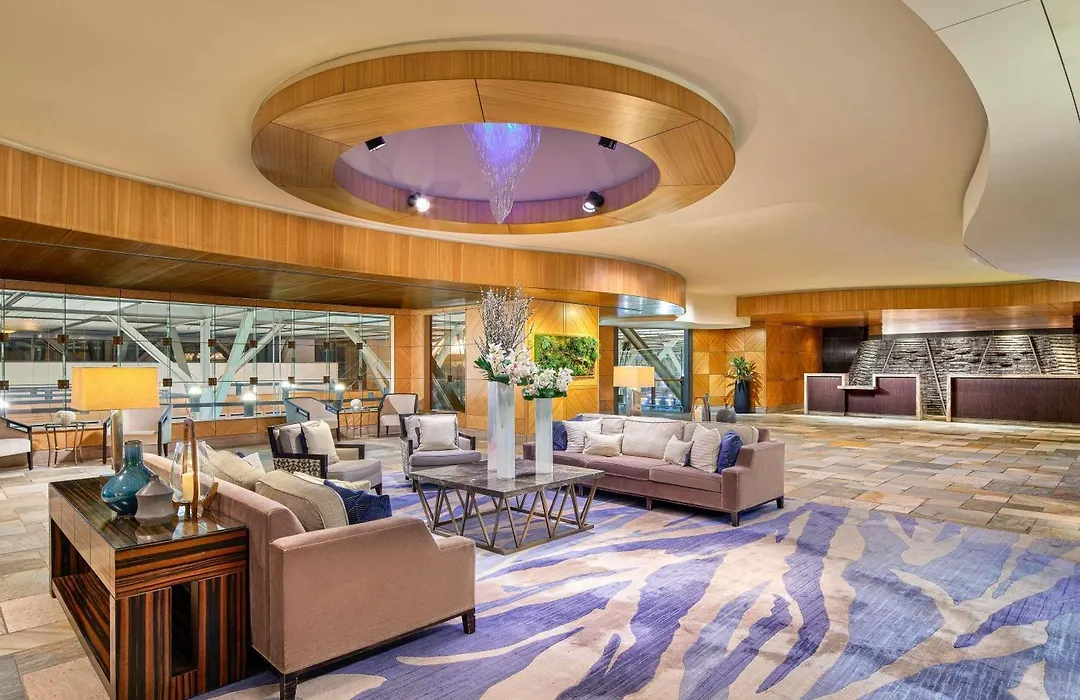 Fairmont Vancouver Airport In-Terminal Hotel-1