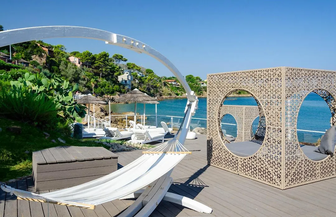 Calanica Resort-1