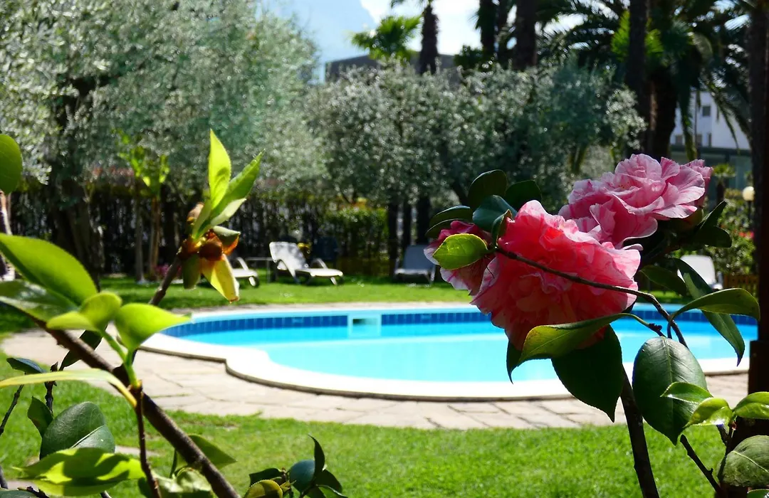 Residence Villa Degli Aranci-1