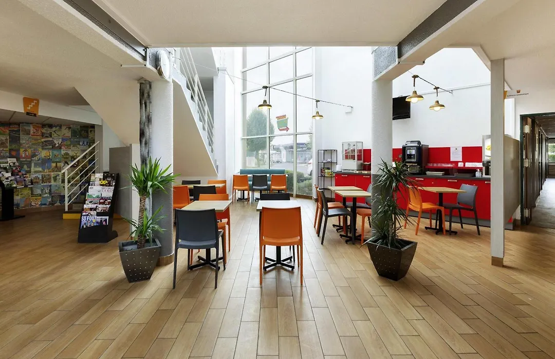 Hotel F1 Reims Tinqueux-1