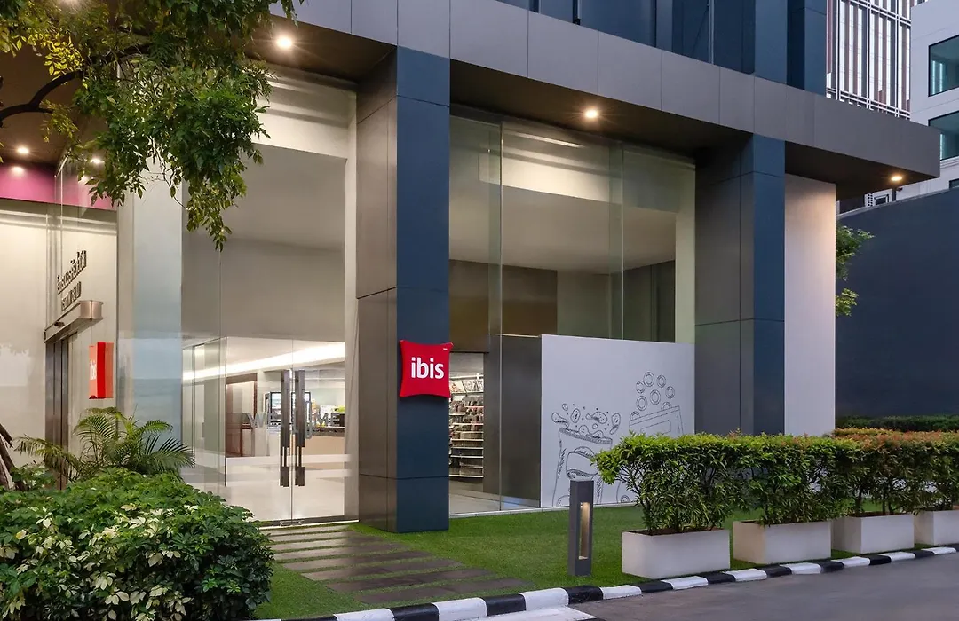 Ibis Bangkok Siam-1
