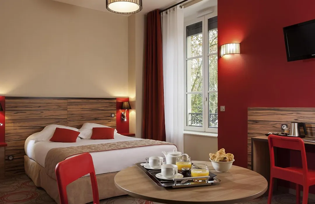 Aparthotel Adagio Lyon Patio Confluence-1