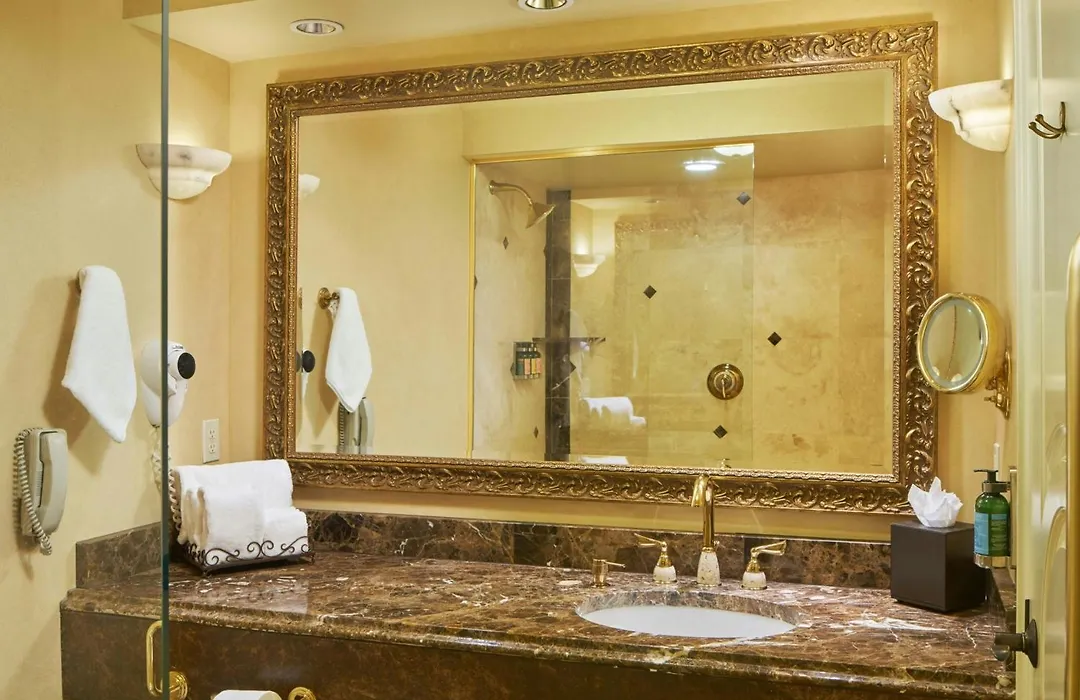 Davenport Hotel, Autograph Collection-1