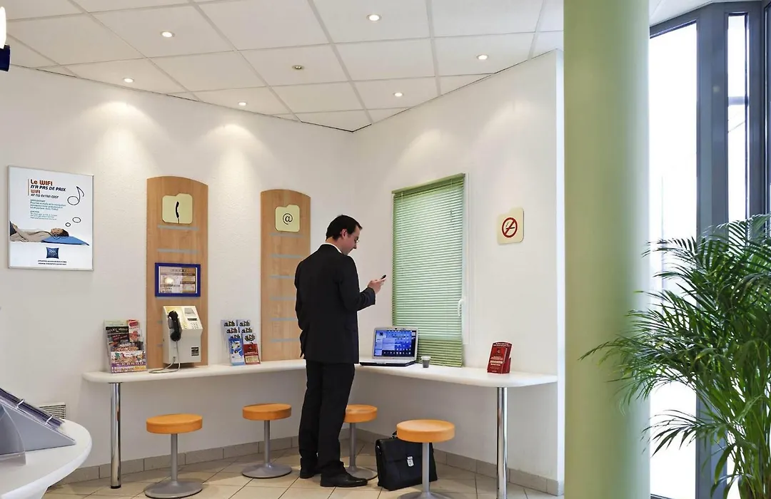 ibis budget Mantes-la-Jolie-1