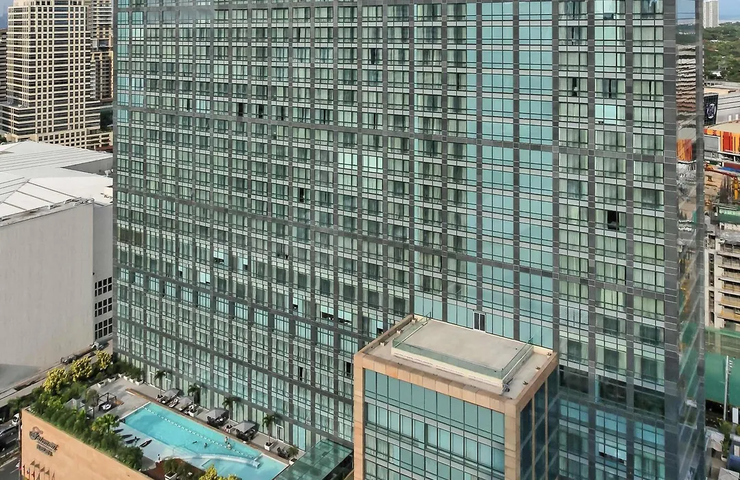 Raffles Makati-1