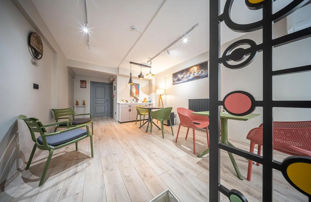 Calanthe Residence-1
