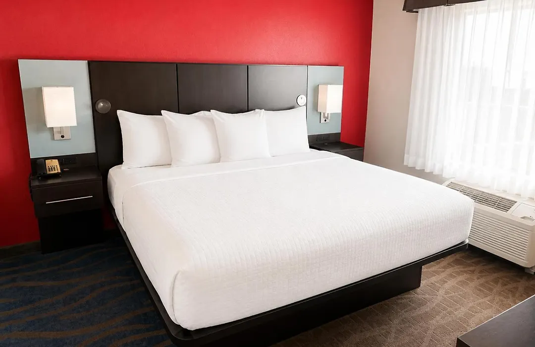 Astoria Hotel & Event Center-1