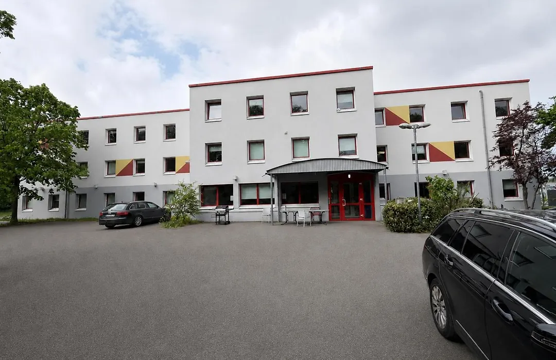 Two7 Hotel-1