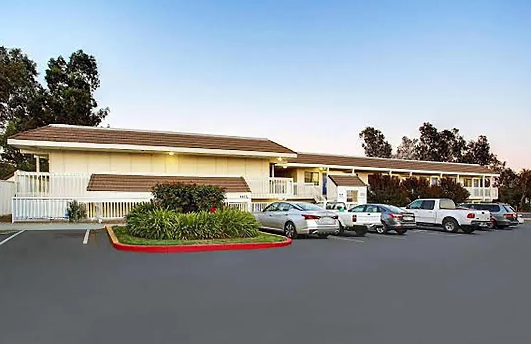 Super 8 By Wyndham Livermore-1