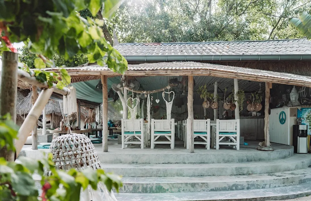 Sea Love Beach Bar & Bungalows-1