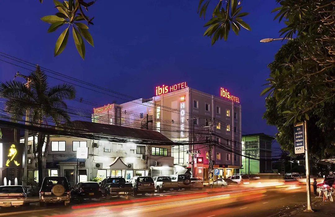 ibis Vientiane Nam Phu-1